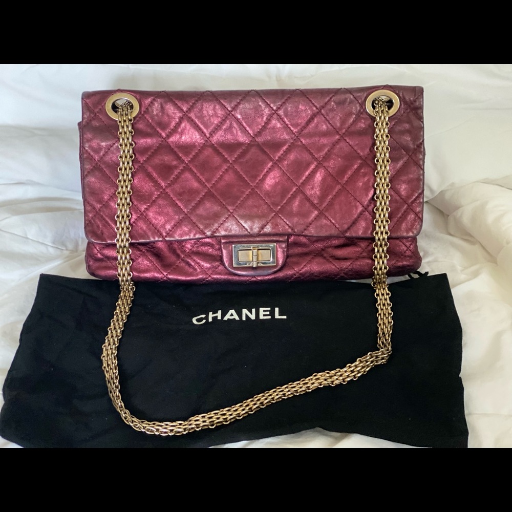 Chanel reissue jumbo double flap